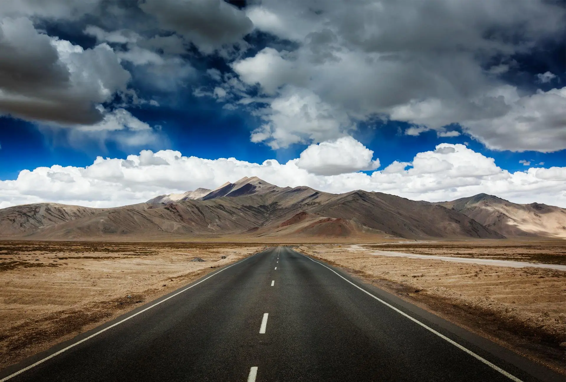 Day 5: Leh to Nubra Valley